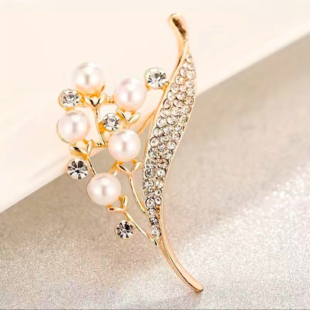 Elegant Gold 14k Plated Pearl Brooch